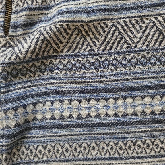 H&M L.O.G.G. Blue White Aztec Print Mini Skirt Size 6 - Picture 3 of 4